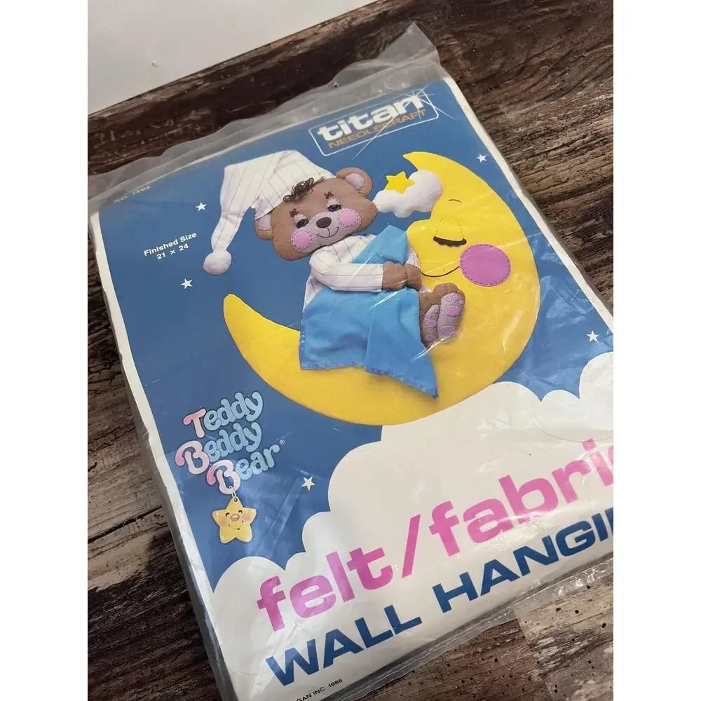 Vintage 1986 Teddy Beddy Bear Wall Hanging Kit, Unopened Felt Craft Kit, NOS